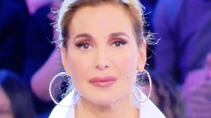 Barbara D’Urso si scusa con Vladimir Luxuria: “Mi dispiace sia accaduto nella mia trasmissione”