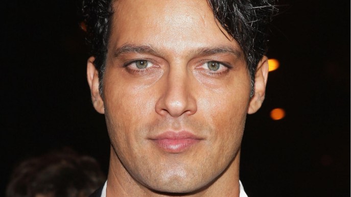 Gabriel Garko replica ai gossip su Gabriele Rossi: “Dobbiamo superare le barriere”