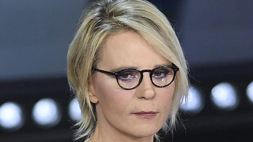 Amici, la Celentano si scatena. Lite tra Nicolai e Steffens, ma Maria interviene