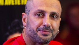 Corona riabbraccia Carlos per Natale: “Il regalo mio più grande”
