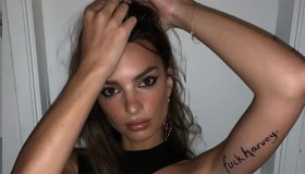Emily Ratajkowski, tattoo contro Weinstein (che patteggia e non paga)