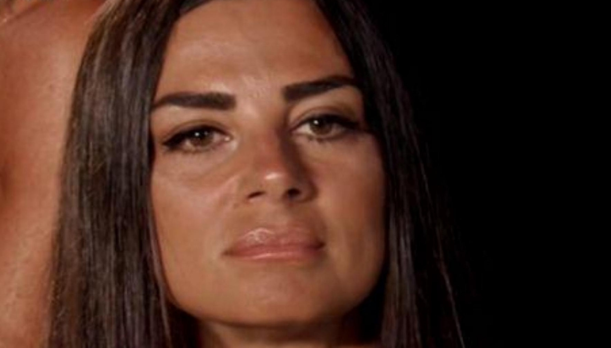 Temptation Island, Serena Enardu attacca Anna Pettinelli