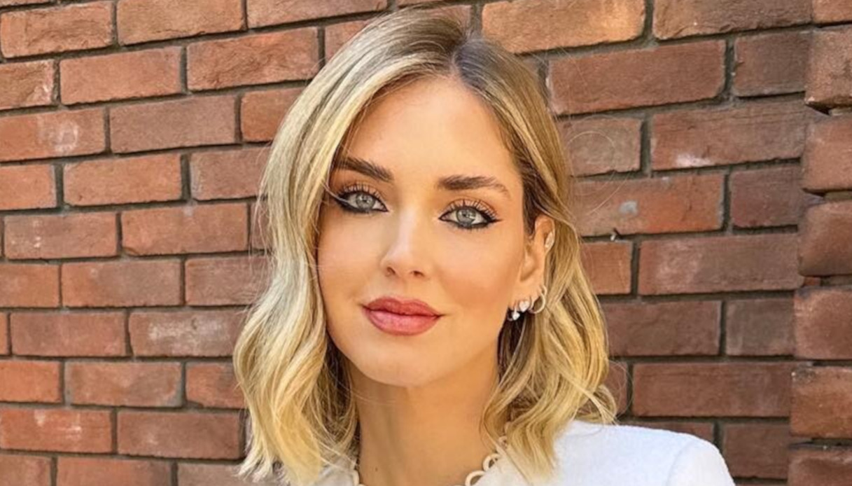 Fedez finge di rompersi il naso: la Ferragni non prende bene lo scherzo