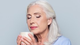 Calo dell’olfatto, quando è sintomo delle malattie di Parkinson e Alzheimer