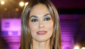 Maria Grazia Cucinotta, malore prima dello spettacolo: cos’è successo e come sta