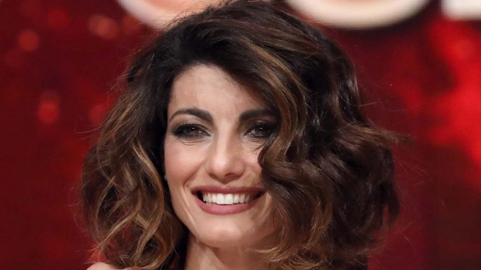 Samanta Togni, nozze da sogno con Mario Russo. Ma la Carlucci non c’è