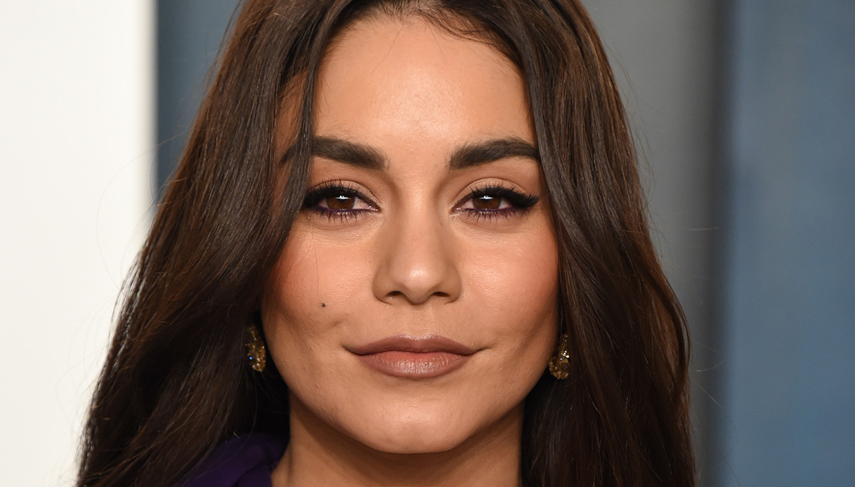 Coronavirus, Vanessa Hudgens: “Le persone muoiono, è inevitabile”