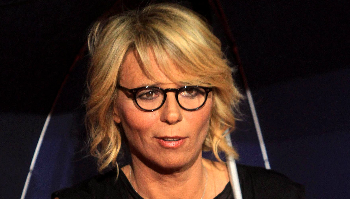 Uomini e Donne, Maria De Filippi torna in onda con la formula classica