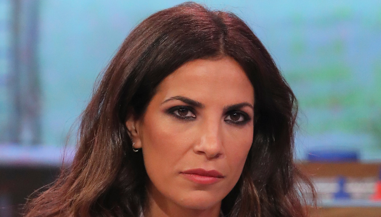 Eros smentisce il flirt, Roberta Morise non ci sta: “Avrei preferito il silenzio”