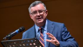 Chi è Alessandro Barbero, lo storico più famoso della tv