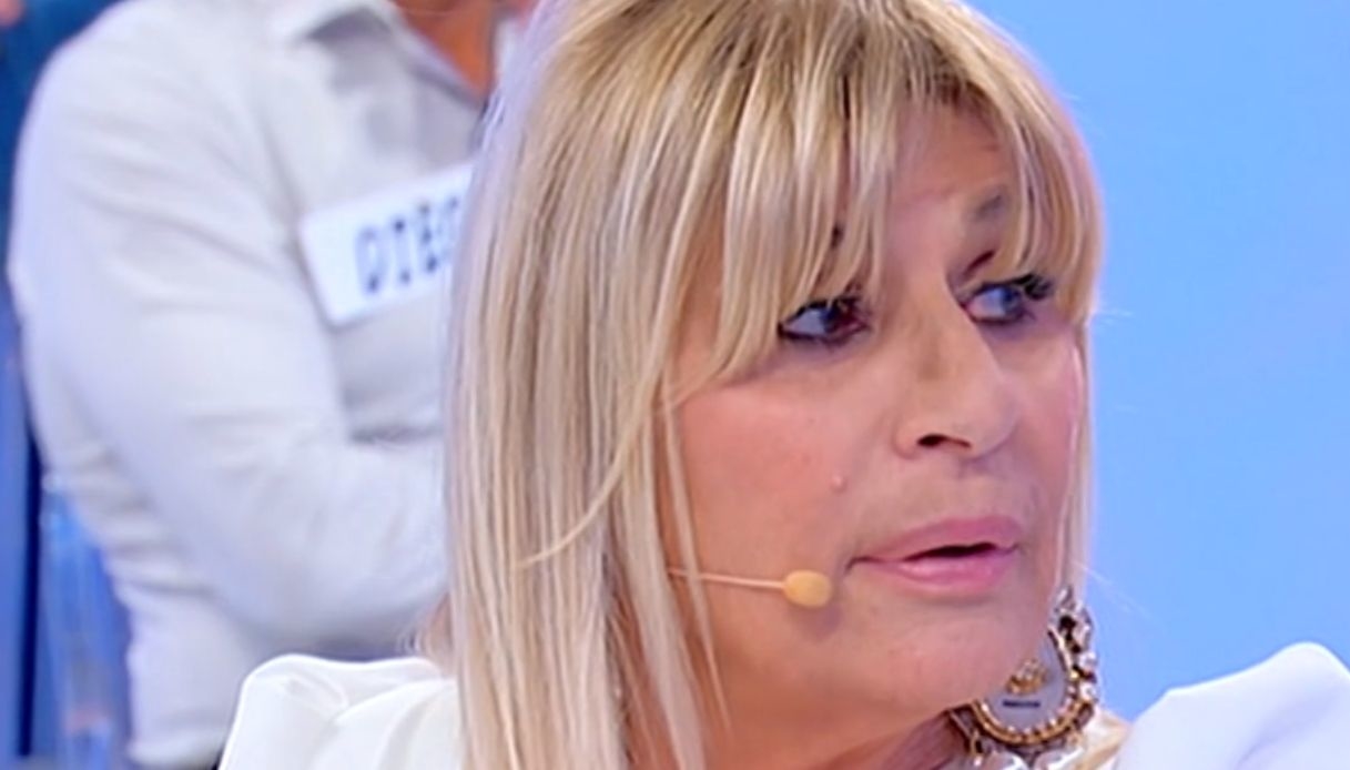 U&D: Gemma e Sirius si incontrano in esterna e lui si dichiara