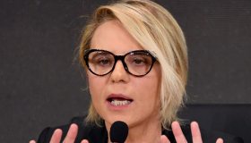 Amici 2021, provvedimento disciplinare: maglie sospese, lacrime e rabbia