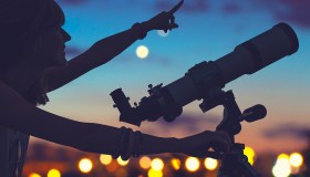 Ecco cosa succede nello spazio il giorno del tuo compleanno