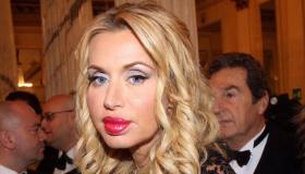 Valeria Marini, incidente per la madre: “Ha avuto un trauma cranico”