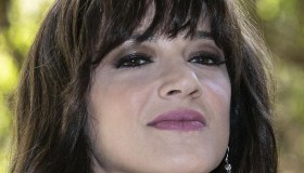 Asia Argento in lacrime per Bourdain su Instagram: “Due anni senza il mio amore”