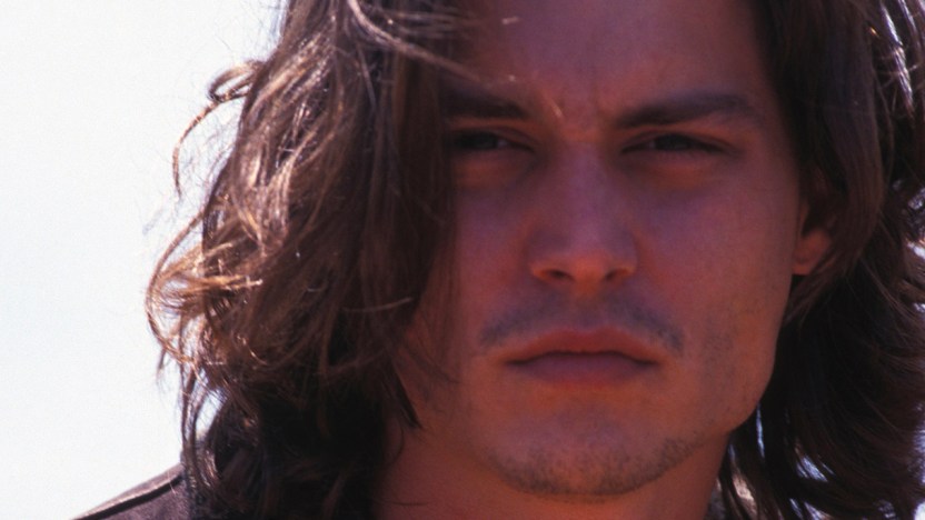 Johnny Depp, compleanno da single cantando Bob Dylan (contro il razzismo)