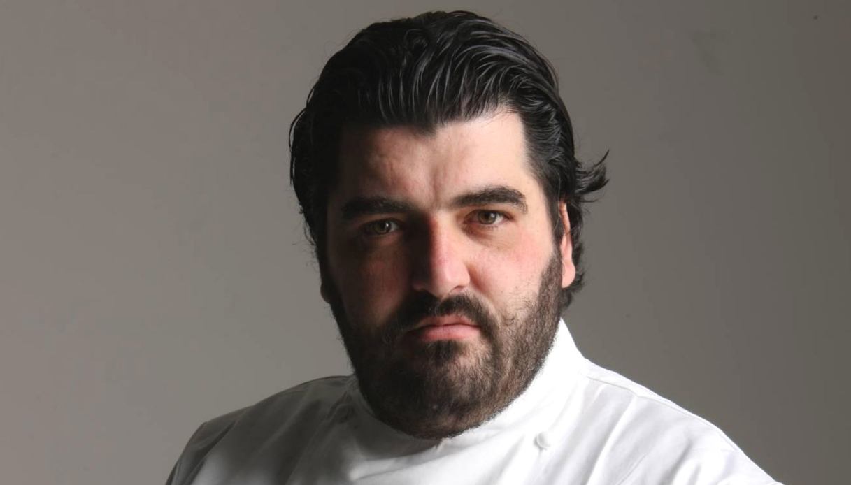 Antonino Cannavacciuolo trasformato dalla dieta: “Ho perso 29 kg”