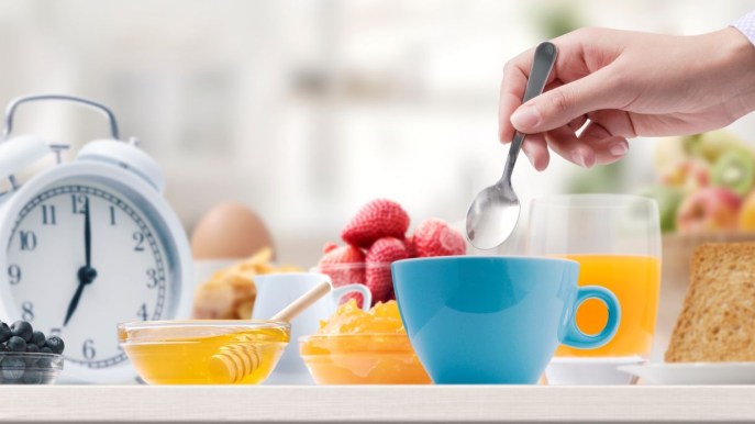 Dieta delle ore: cos’è, come funziona e quando si mangia