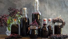 Bacche di sambuco: cosa sono, proprietà e benefici anche a dieta