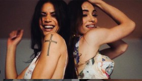 Elodie e Lorella Boccia irresistibili nel video de “Il Ciclone”