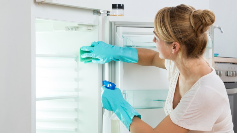 Pulizia del frigorifero: come farla con prodotti naturali
