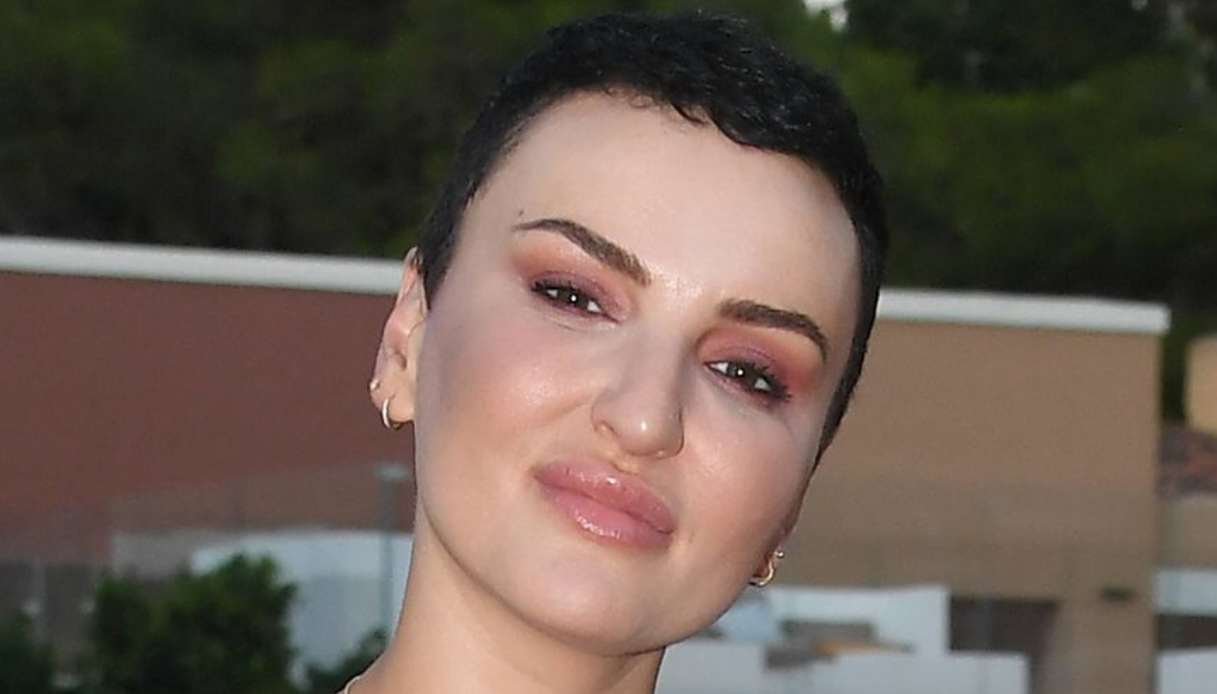 Arisa pronta a diventare mamma: “Un figlio con Lorenzo Zambelli”