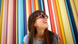 Asciugare i capelli in estate: scopri i metodi migliori e senza calore!