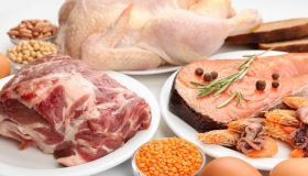 Dieta Atkins: come dimagrire con pochi carboidrati in 4 fasi