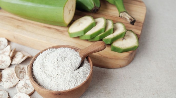 Cosa devi sapere sulla farina di banane verdi: benefici e controindicazioni