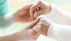 Malattia di Parkinson, come comportarsi in estate