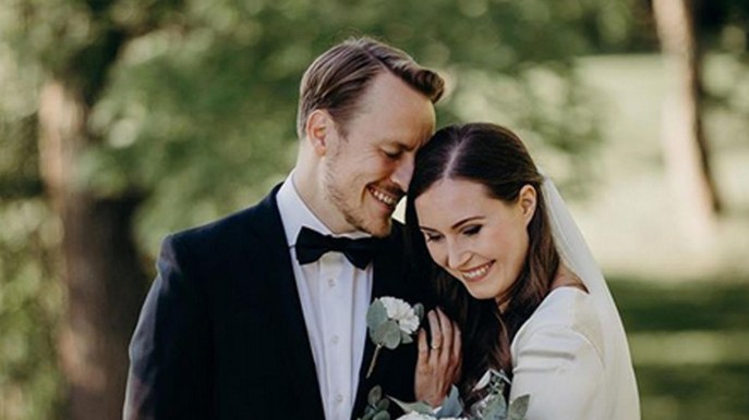 Sanna Marin, la premier più giovane del mondo si è sposata: le romantiche nozze