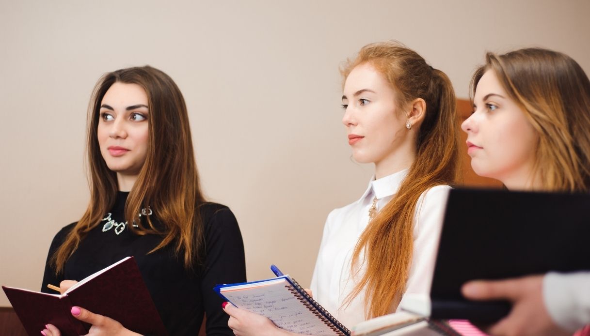 Come truccarsi all'università al liceo