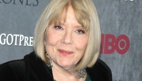 Addio a Diana Rigg, l’attrice che sul grande schermo sposò James Bond