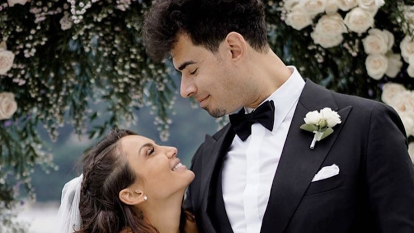 Elettra Lamborghini, nozze da sogno con Afrojack: abito da favola e commozione