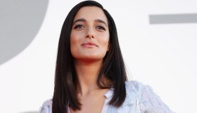 Venezia 77, Levante brilla sul red carpet: i flash sono tutti per lei