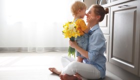 Figlio mio, così ti insegnerò il rispetto e l’amore nei confronti delle donne