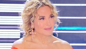 Live, la D’Urso stupisce in arancio e Gabriel Garko ammette: “Finalmente sono me stesso”