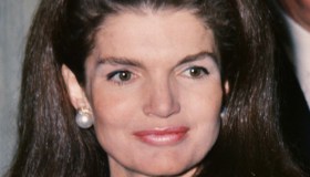 Jacqueline Kennedy: la vita, gli amori, i look
