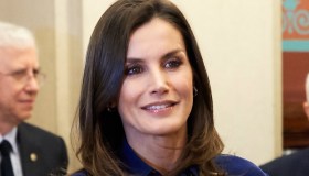 Letizia di Spagna, la giacca nasconde un messaggio segreto