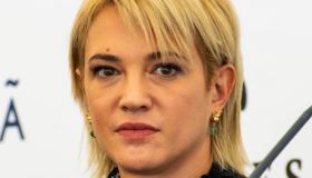 Il dolore di Asia Argento per la madre, Morgan non la lascia sola: “Piango con te”