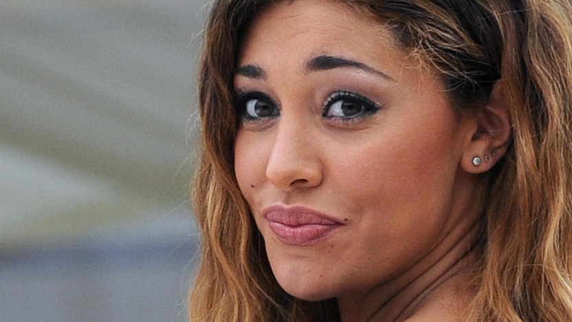 Belen Rodriguez è incinta, l’annuncio ufficiale: “Sono al quinto mese”