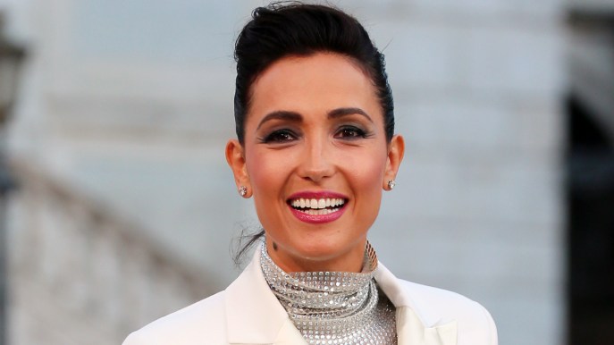 Caterina Balivo in terrazzo, la foto dei piedi incanta Instagram