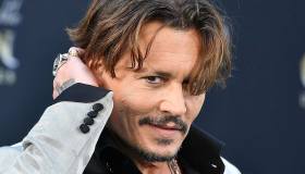 Johnny Depp perde con Amber ma vince con tutte le altre