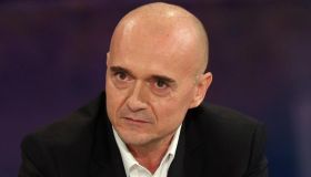 GF Vip, spostata la data della finale. Signorini: “Sarà difficile dirlo ai concorrenti”