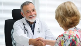 Umanità, scienza e tecnologia per sfidare i tumori in tempo di Covid-19