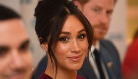Meghan Markle sorpresa a Beverly Hills: pancino sospetto. E con Harry fa la prima donazione