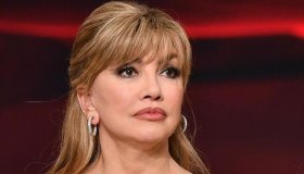 Il dolore di Milly Carlucci per Paolo Rossi: “Simbolo degli anni più belli della nostra vita”