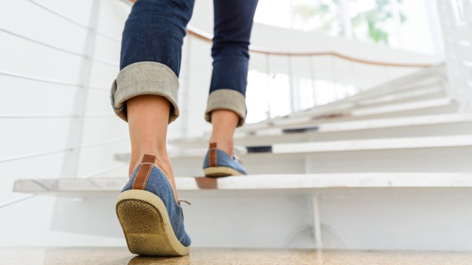 Niente ascensore, per il cuore meglio salire le scale