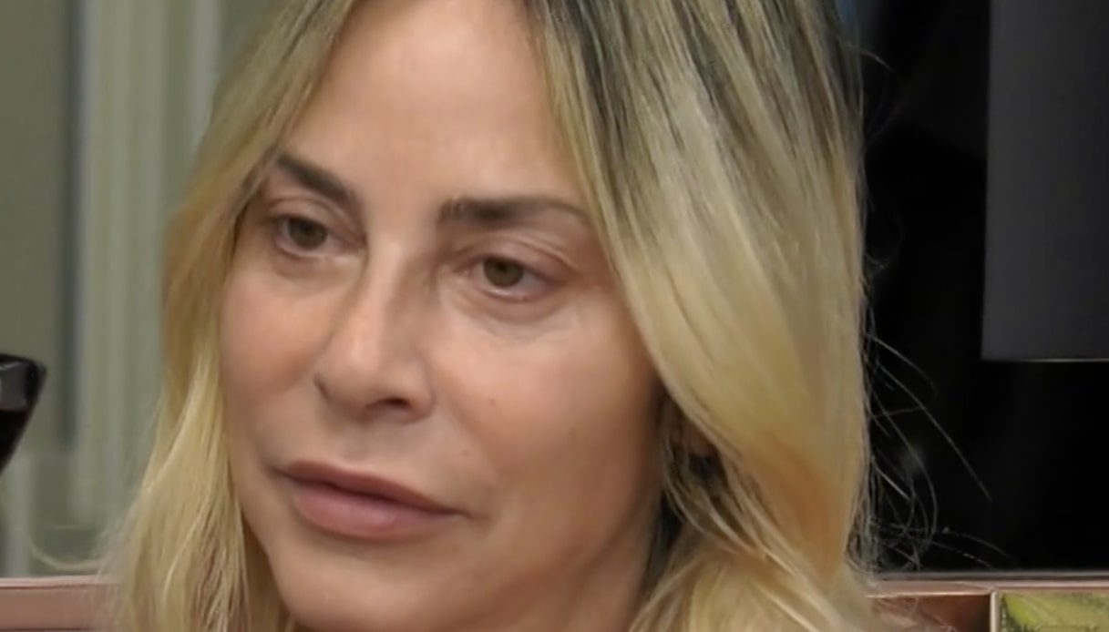 GF Vip, Stefania Orlando in lacrime dopo lo scontro con Dayane e Rosalinda