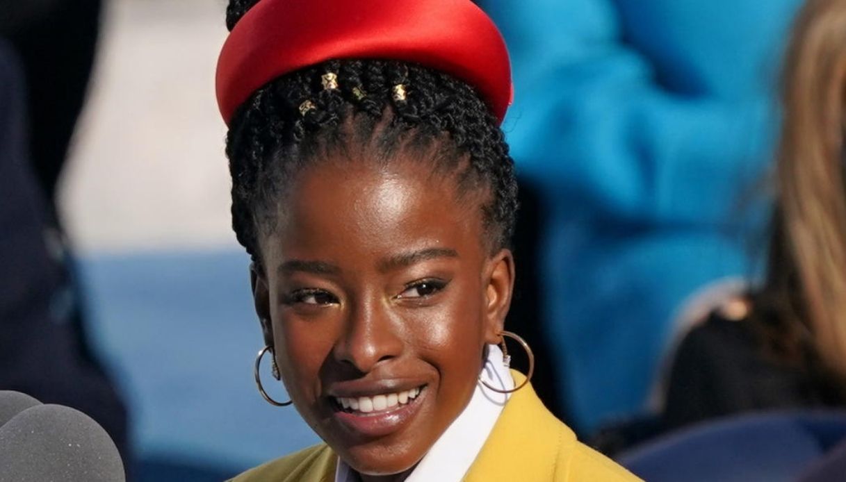 Chi è Amanda Gorman, la giovane poetessa dell’insediamento di Biden